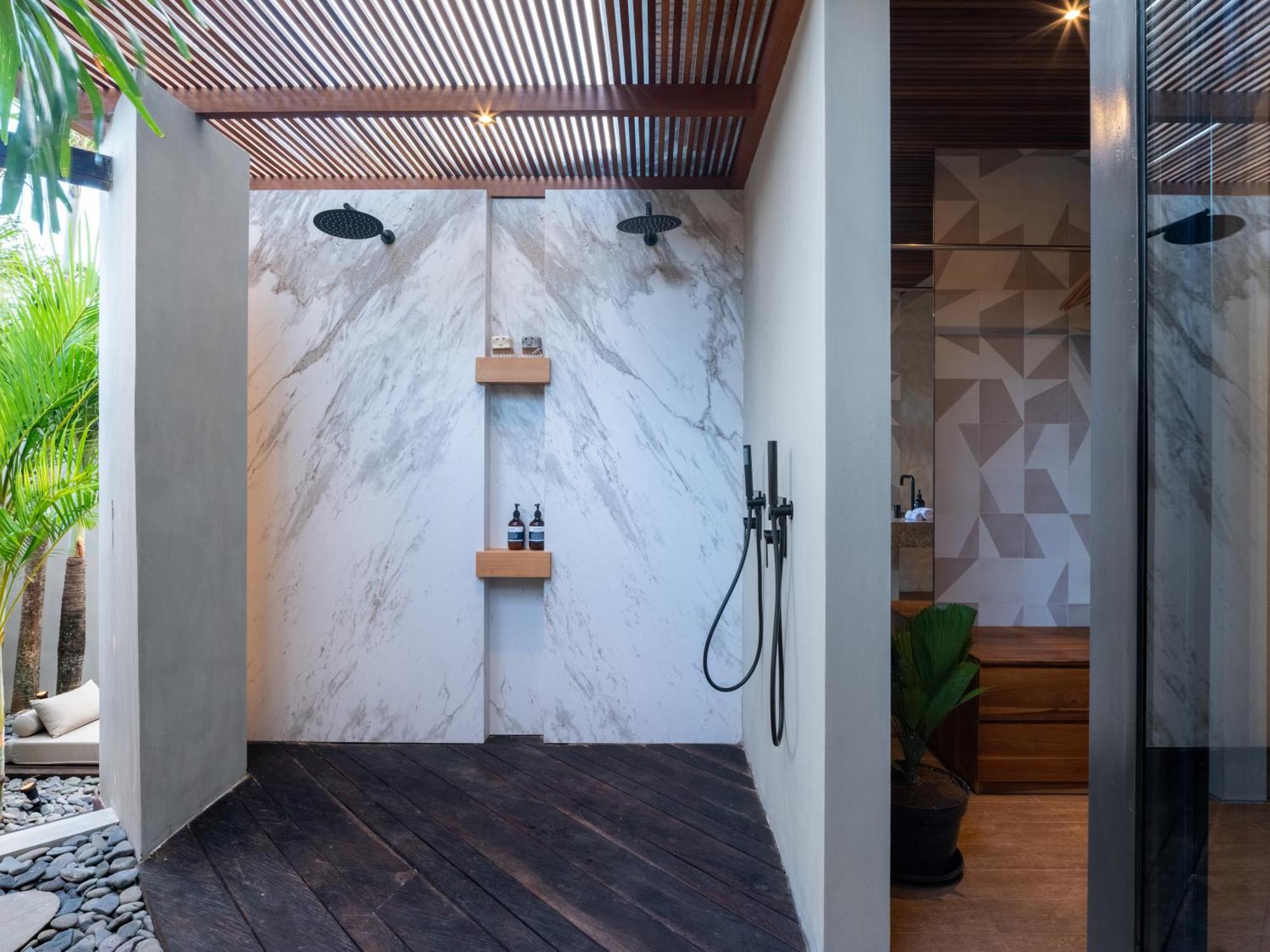 Villa Feh Bali By House Of Winds - Neo Tropical Eden Near Canggu เกอโรโบกัน ภายนอก รูปภาพ